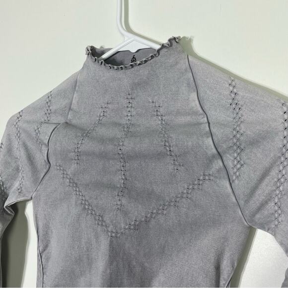 Free People Good Karma High-Neck Layer Long Sleeve XS/S EUC - Picture 4 of 8